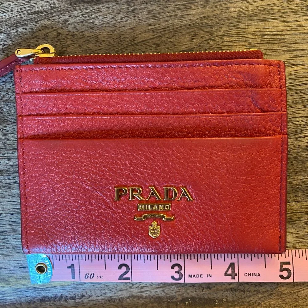 Prada red leather Moire and Saffiano card holder with gold-tone hardware - Picture 4 of 10